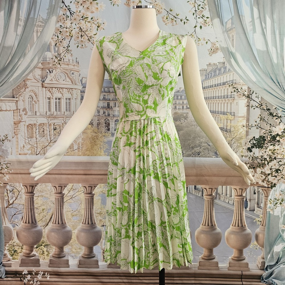 Vintage 1960's Dress Shift Mod Floral Lime‎ Green Sleeveless V-neckline